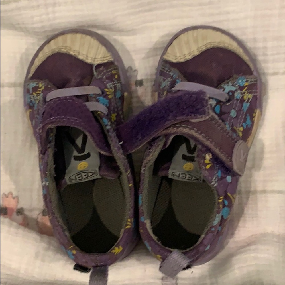 GUC. Keen sneaker. Purple. Size 5